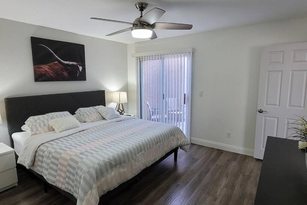 L - Fully Remodeled And Professionally Decorated Las Vegas Buitenkant foto